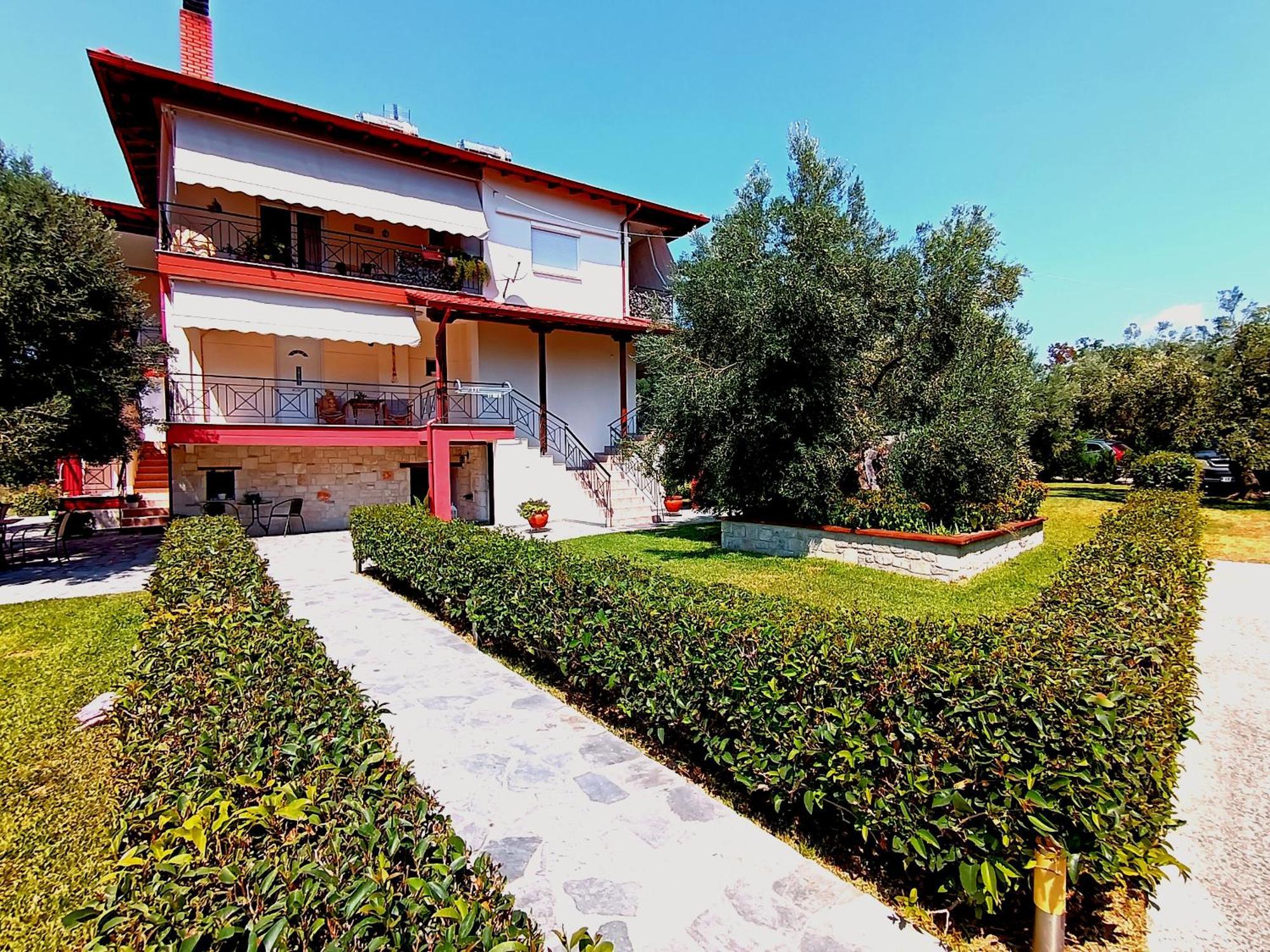 Giorgos Apartments Szkála Fúrkasz Kültér fotó