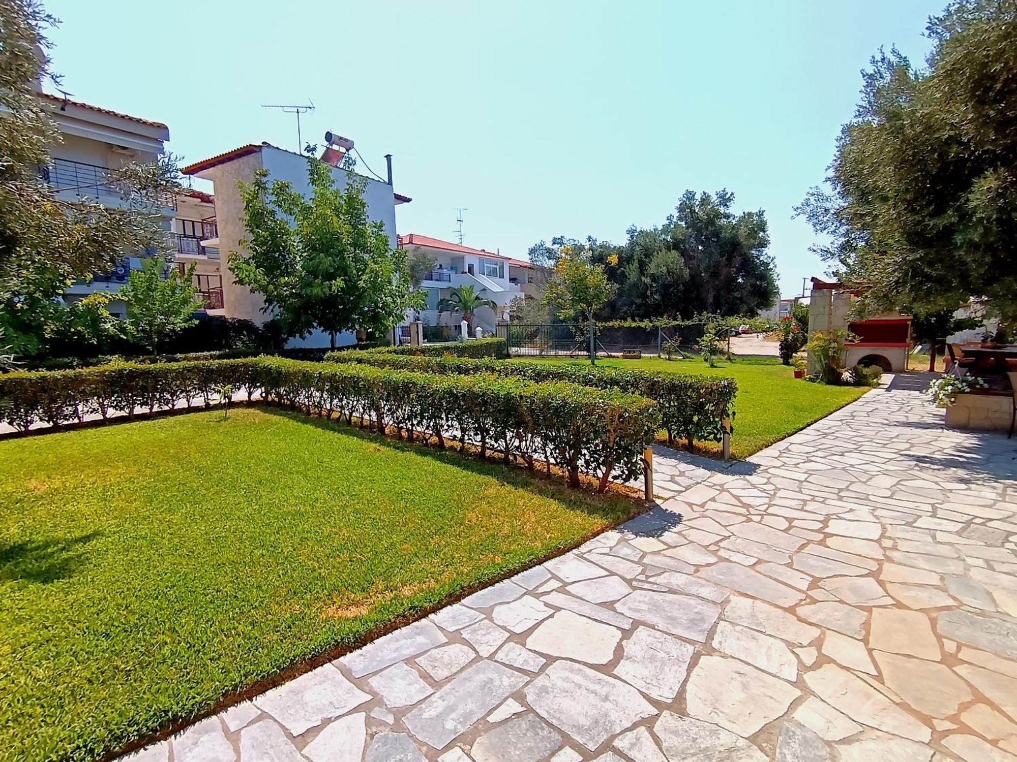 Giorgos Apartments Szkála Fúrkasz Kültér fotó